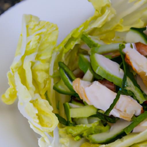 Fresh & Flavorful Turkey Lettuce Wraps with Creamy Avocado