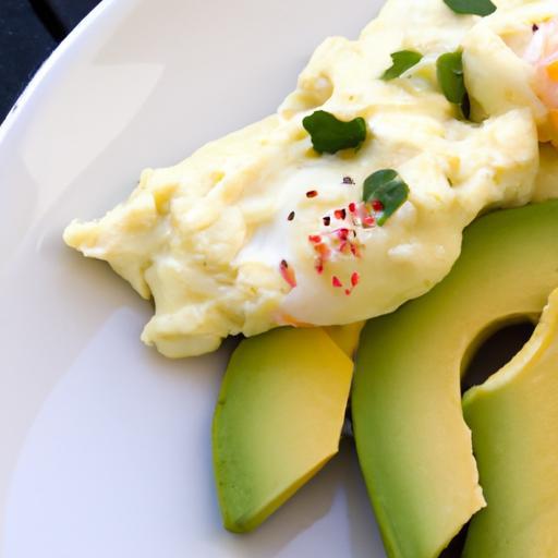 Creamy Scrambled Eggs with Avocado: A Nutritious Delight