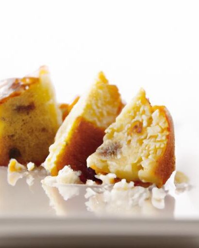 Bite-Sized Bliss: Easy Small Carrot Cake Recipe to Savor