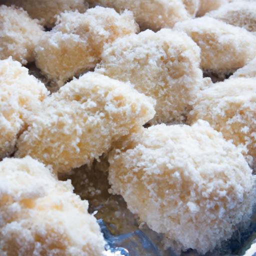 Coconut Macaroons: Sweet Tropical Bites⁣ You'll Love
