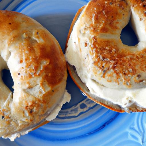 Fluffy ‍Keto Bagels with‍ Cream⁣ Cheese: Low-Carb Delight